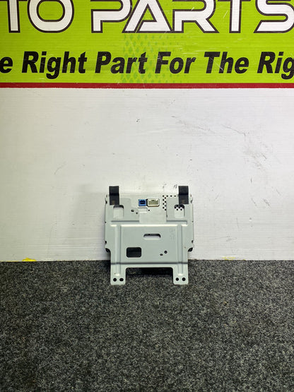 2008 Nissan Skyline V36 - Dash Display Unit PN: DP7W-V3001J