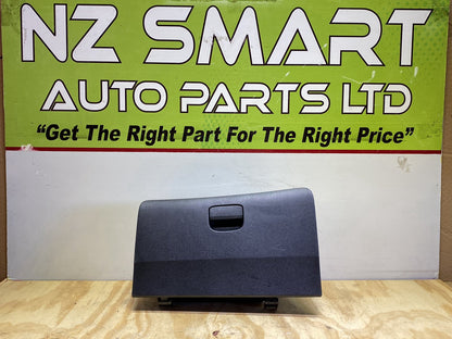 2010 Honda Fit GE6 - Glove Box