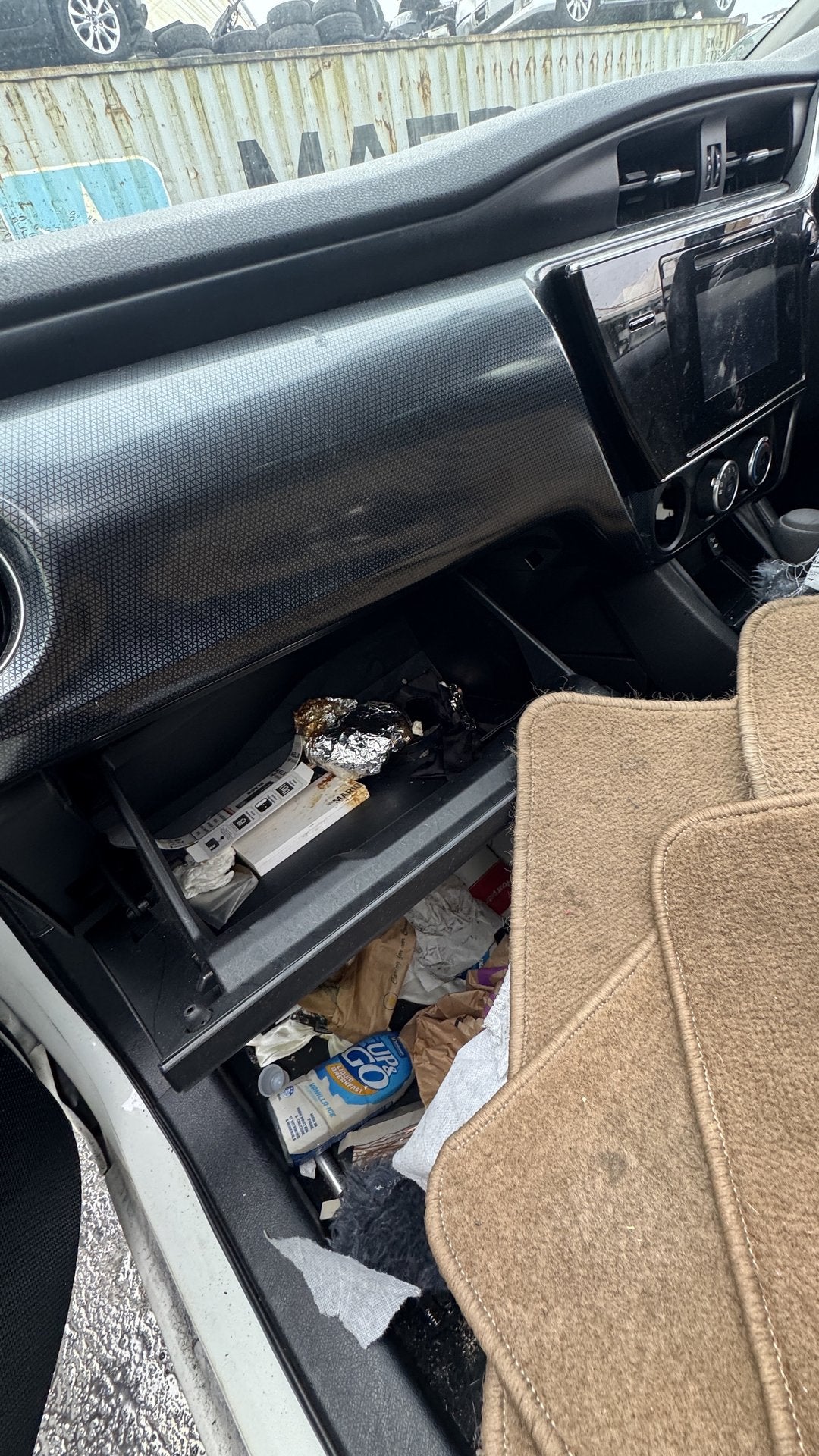 2016 Toyota Corolla  Dismantling For Parts
