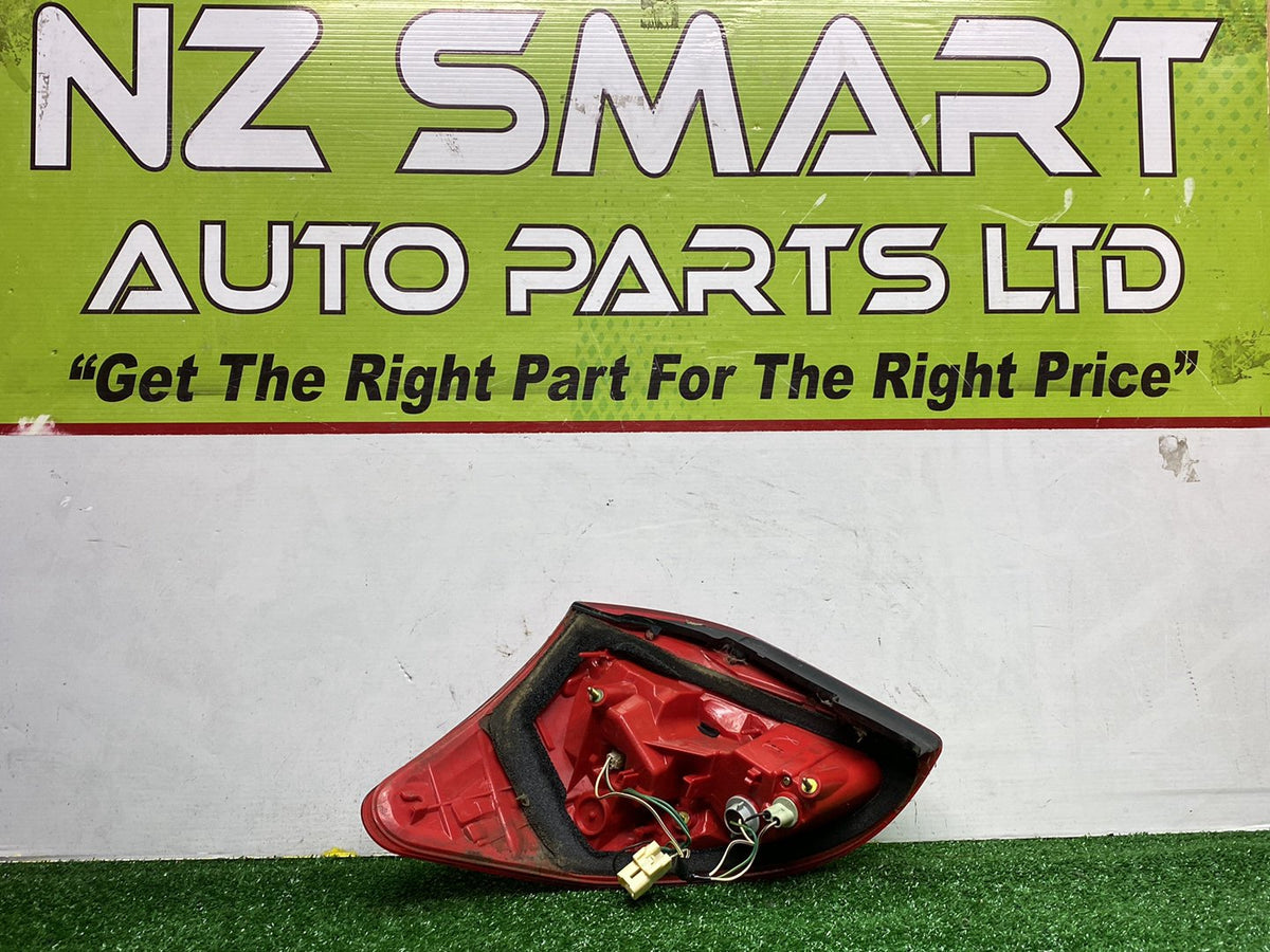 2006 Used Toyota RAV4 - Right Taillight PN: 8155142091