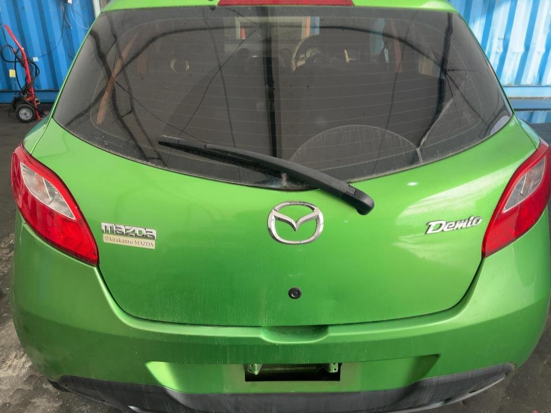2010 Mazda Demio DE3FS  Dismantling For Parts