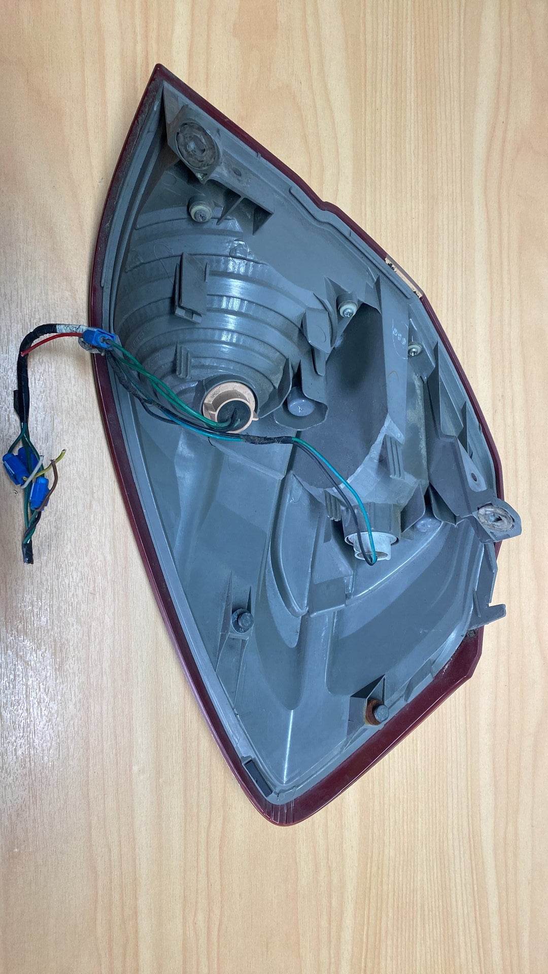 2006 Subaru Outback - Left Taillight