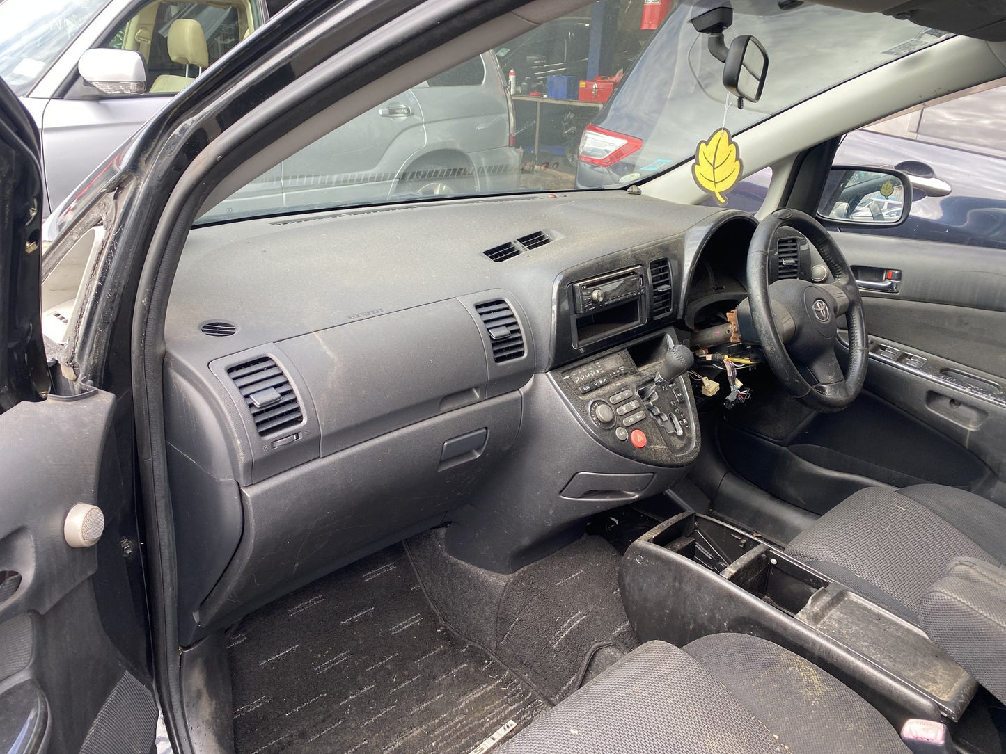 2005, Toyota, Wish, ANE11 Dismantling For Parts