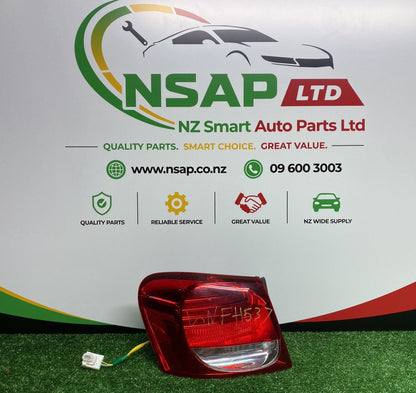 2006 Used Lexus GS450h - Left Taillight LENS: KOITO 30-325/ PN: 81561-30A30