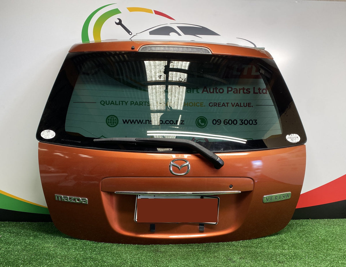 2009 Mazda Verisa - Tailgate PN: D4Y16202XD