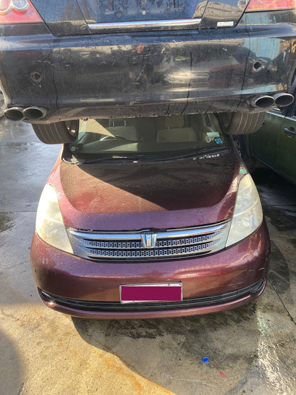 2005 Toyota Isis ZNM10 Dismantling For Parts