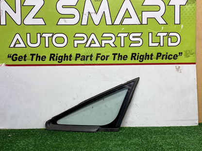 2005 Mitsubishi Colt Z21A-0208802 - Right Rear Quarter Door Glass PN: M212