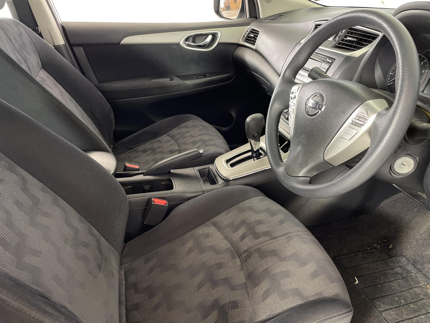 2015 Nissan Pulsar ST Dismantling For Parts