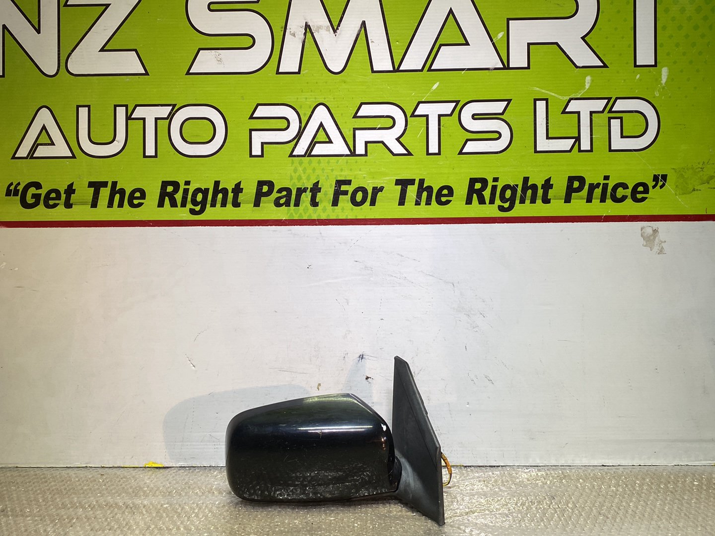2001 Mitsubishi Lancer- Right Door Mirror PN: 5 wires