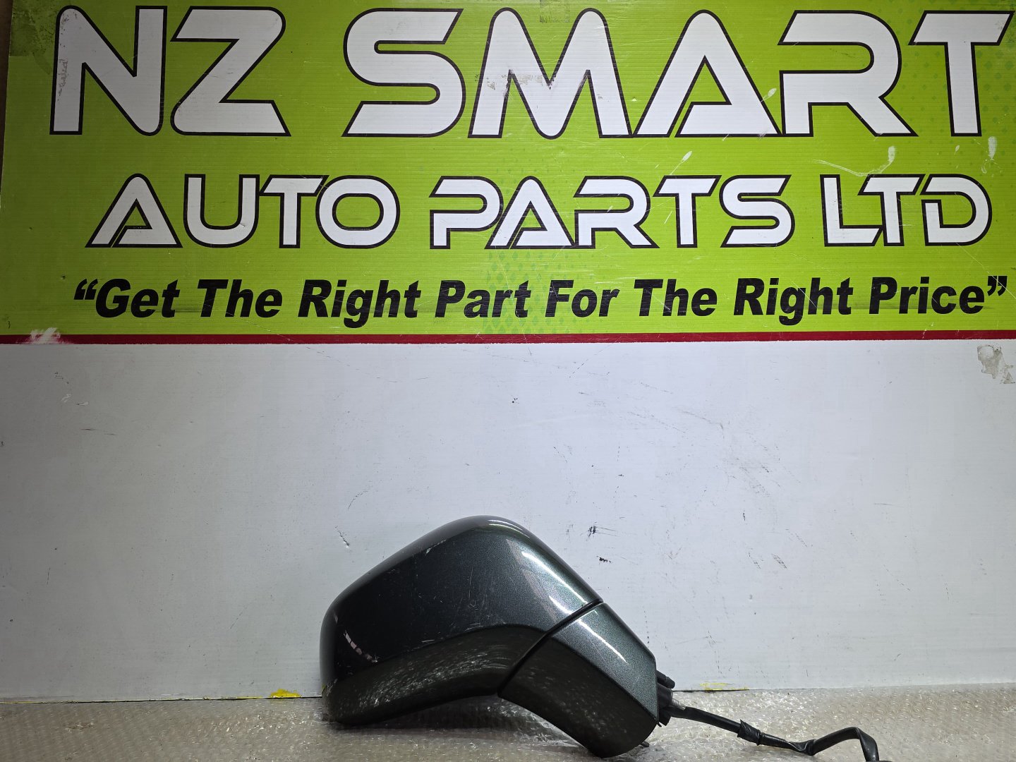 2016 Holden Trax- Right Door Mirror PN: 3 wires