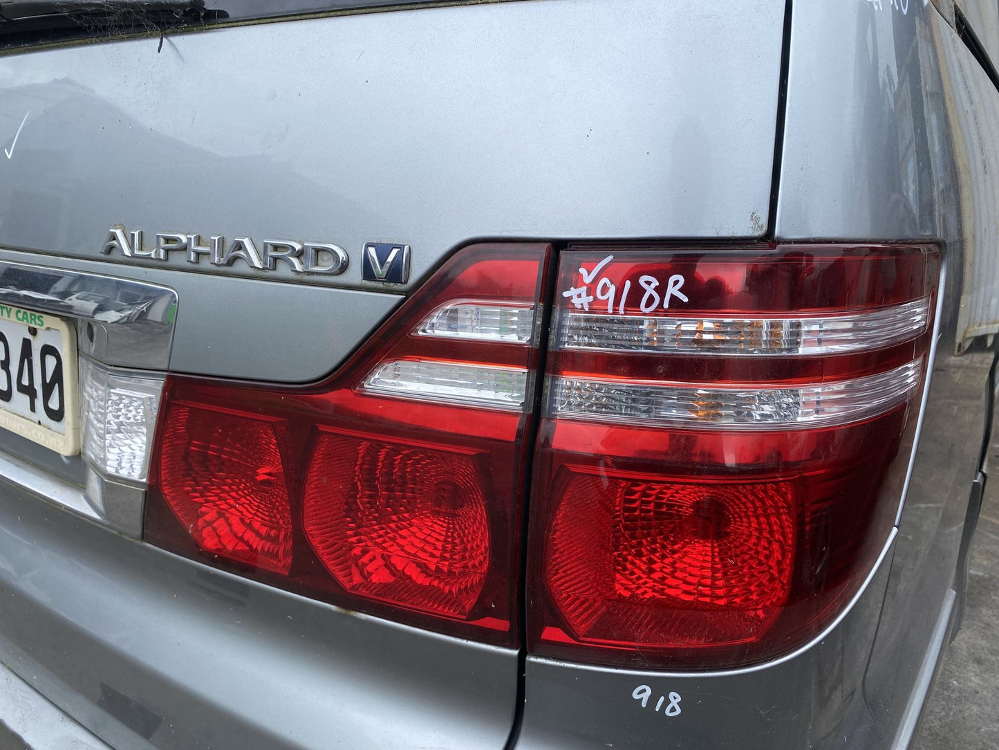 2005 Toyota Alphard ANH10 Dismantling For Parts