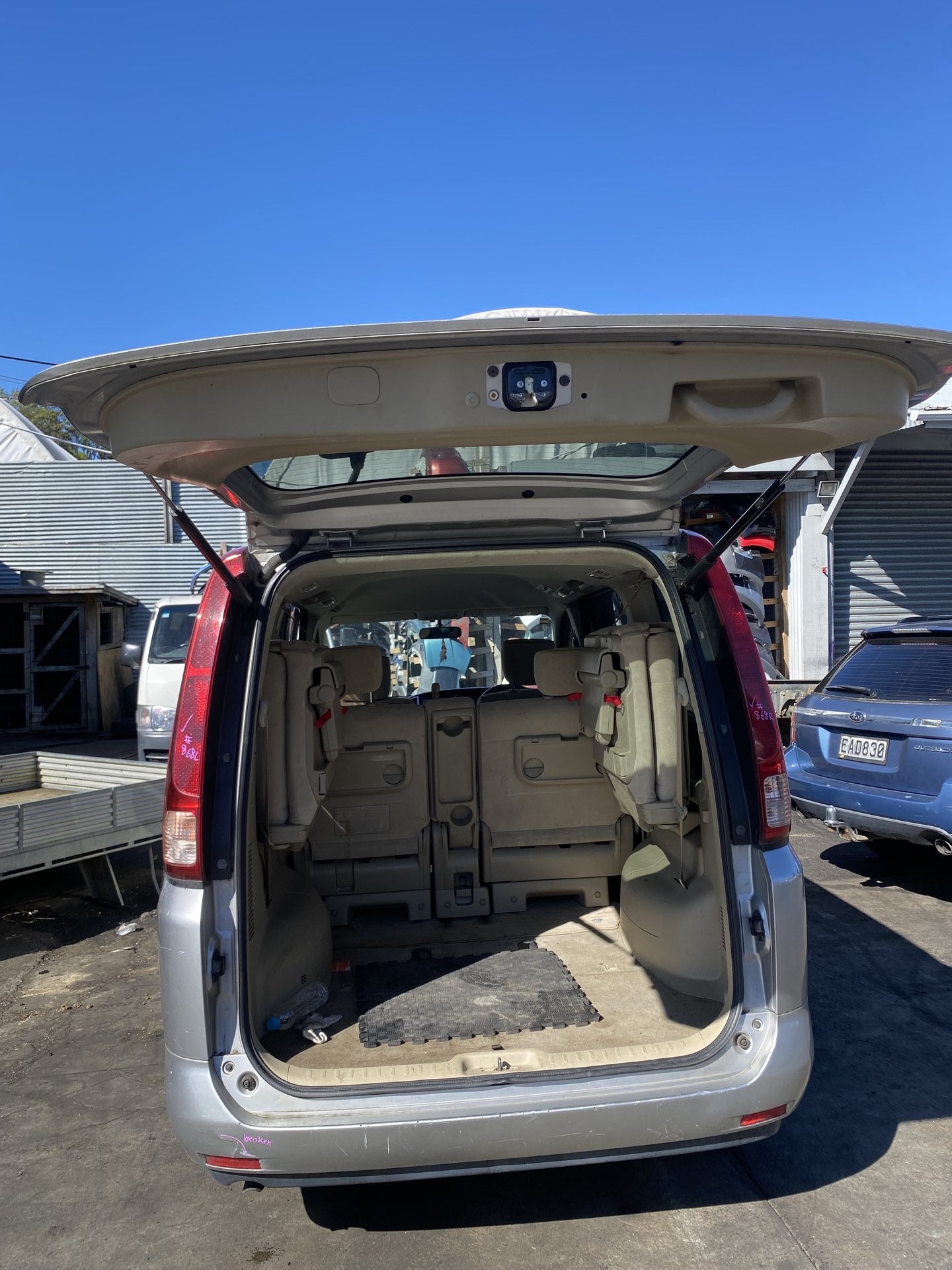 2008, Nissan, Serena, C25 Dismantling For Parts