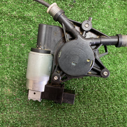 2006 Mazda MPV Right Front Window Regulator (L206-58-590A) Motor (G22C-58-58XF)