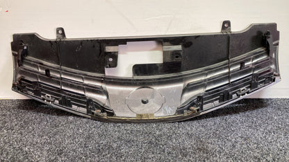 2008-2013 Nissan Note E11 - Upper Grille PN: BUMPER GRILLE ( TOP )