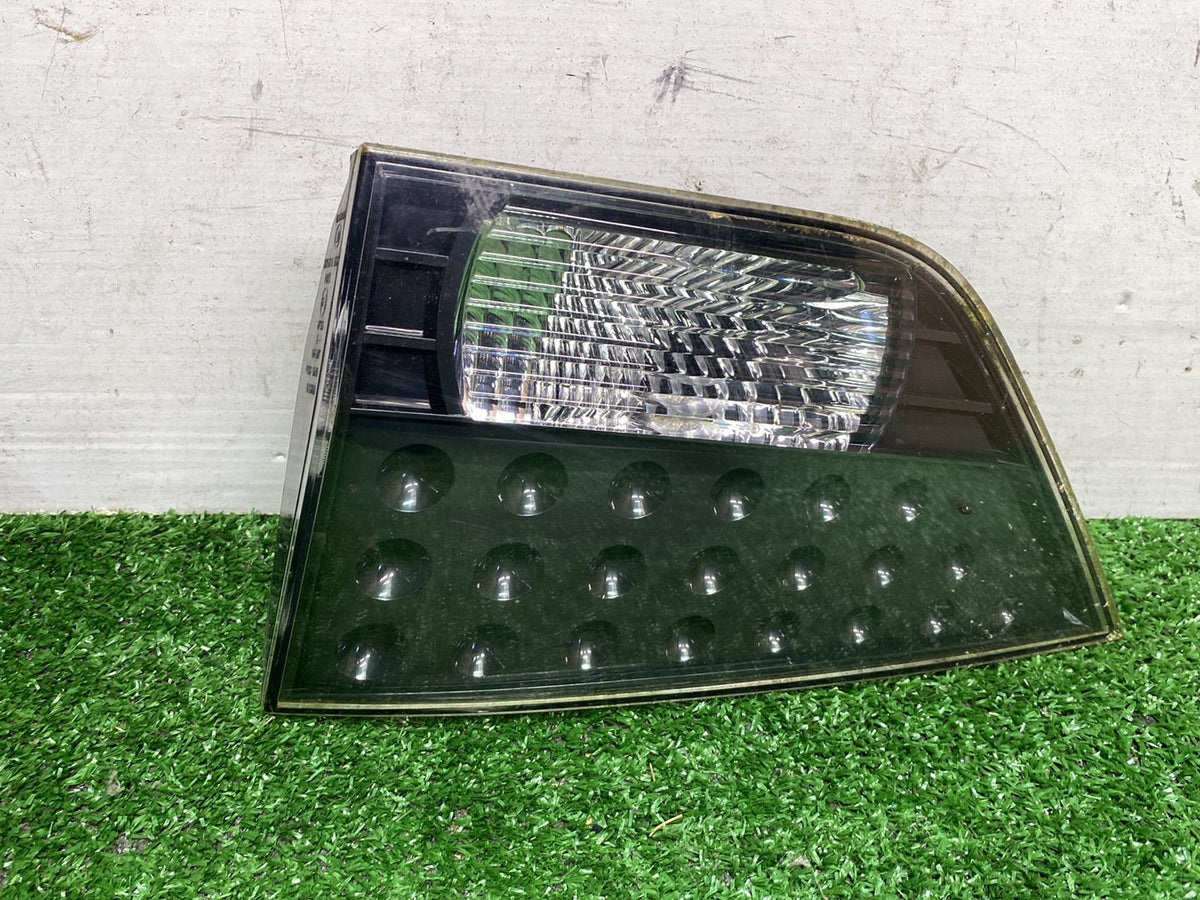 2010 Mitsubishi Outlander - Right Boot Light PN: IMASEN 1146-356