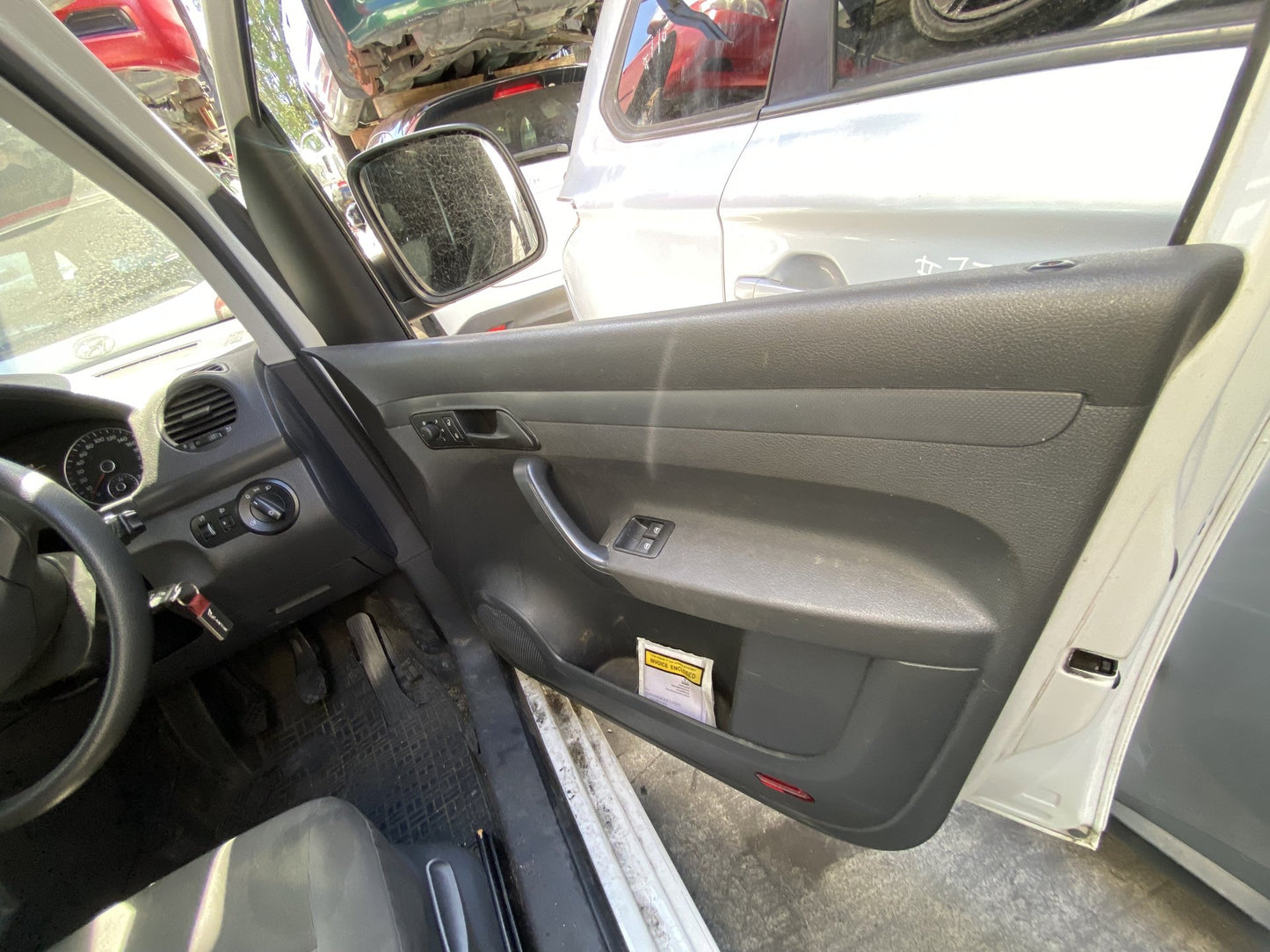 2014 Volkswagen Caddy Maxi Dismantling For Parts