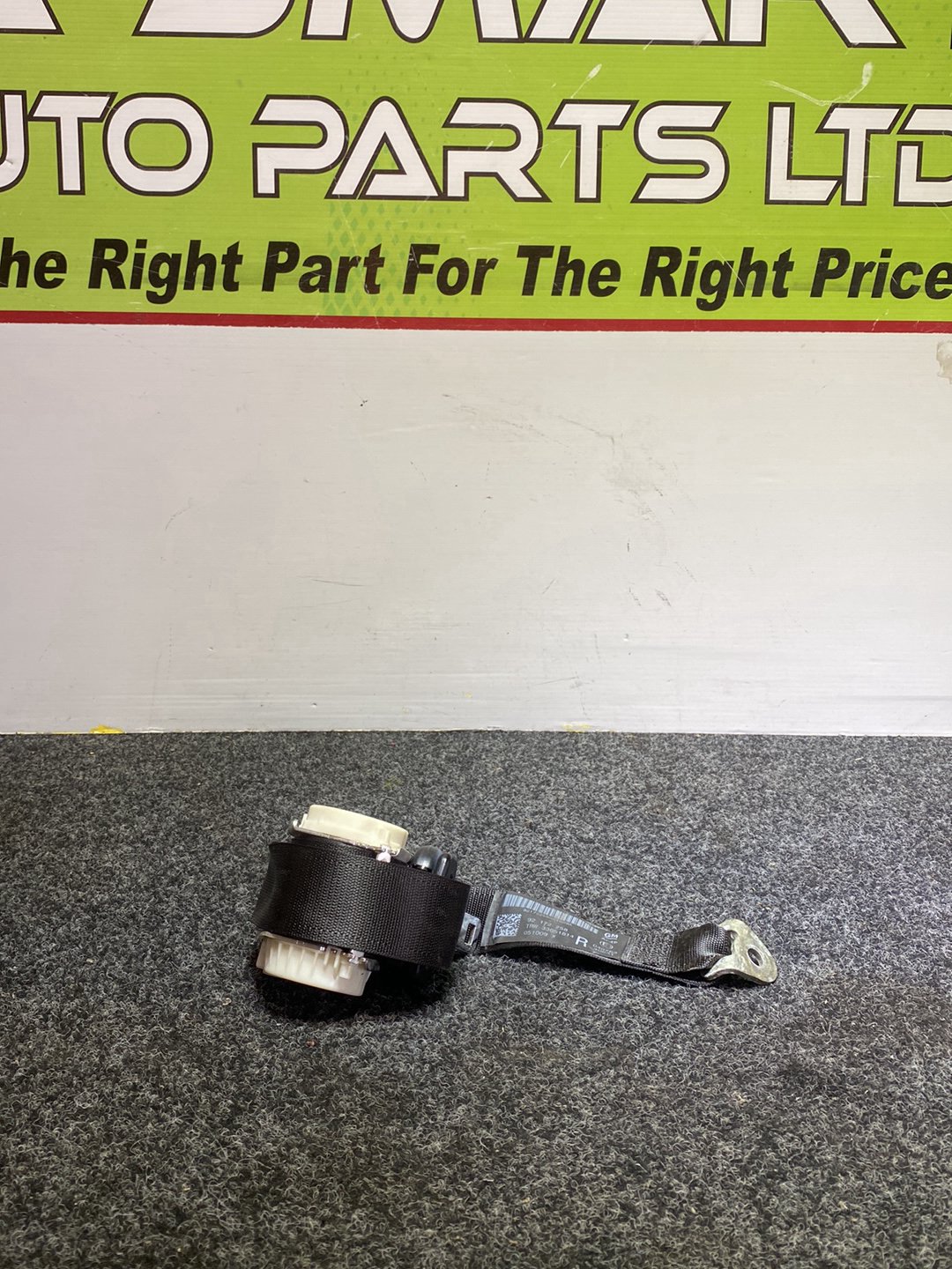 2010 Holden Commodore - Right Rear Seat belt PN: 92 172 258
