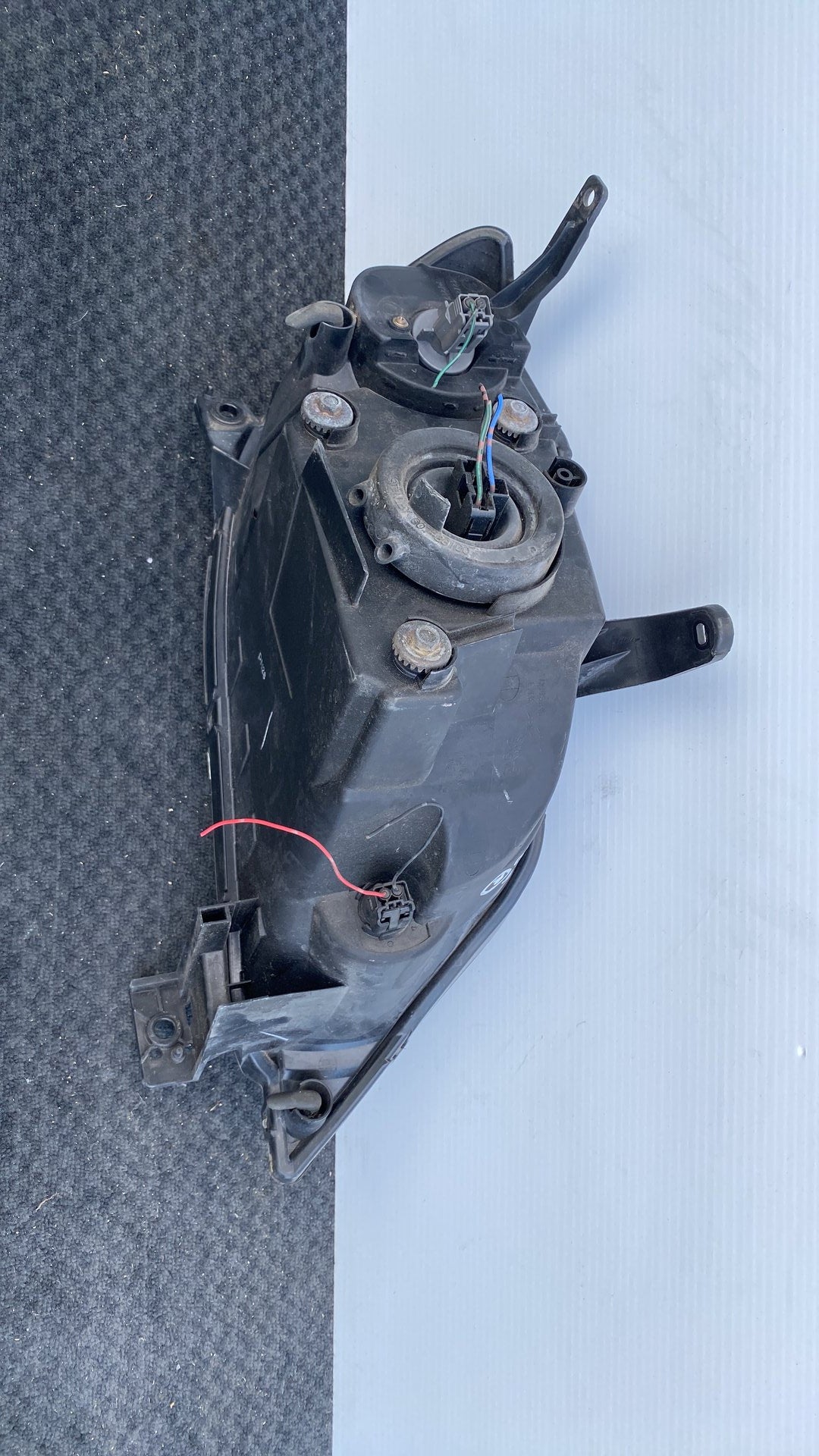 2003 Mazda Mazda2 - Left Headlight PN: P1919L