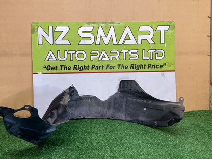 2006 Mazda Mazda6 - Right Front Guard Liner PN: