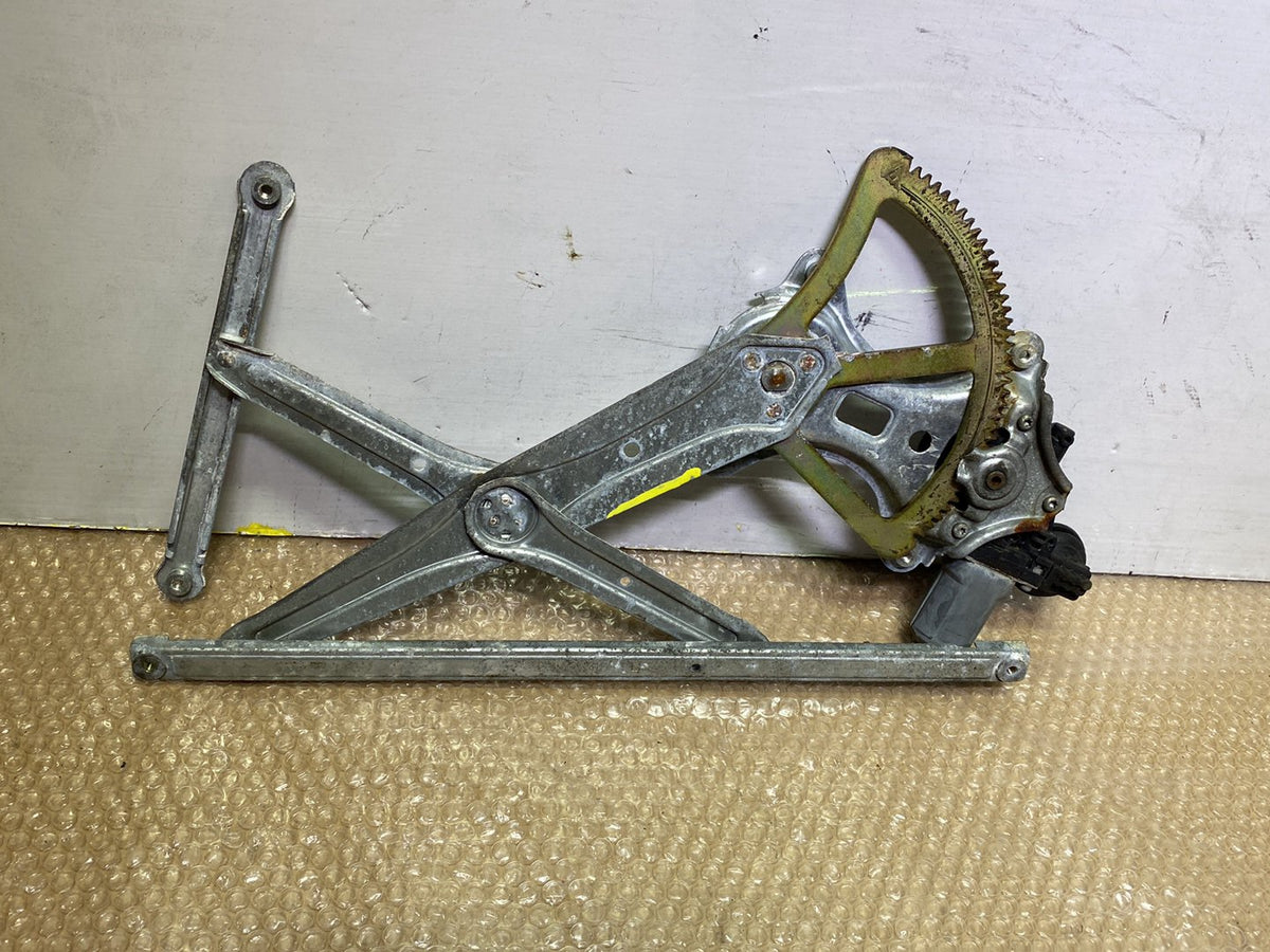 2006 Used Toyota Wish - Left Rear Window Regulator/Motor PN: 6980468010