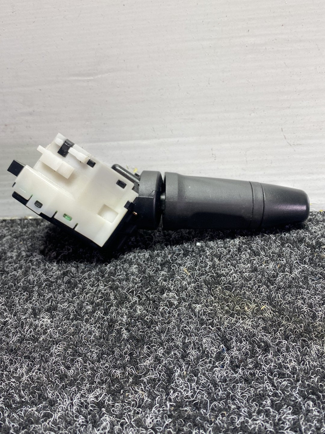 2006 Nissan Bluebird Sylphy - Headlight Switch PN: 25540EW00A