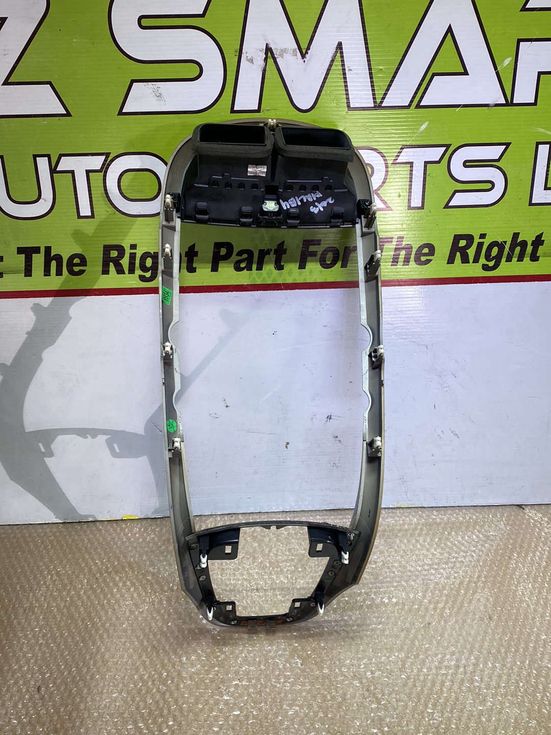 2005 Suzuki Swift - Centre Console PN: see photos