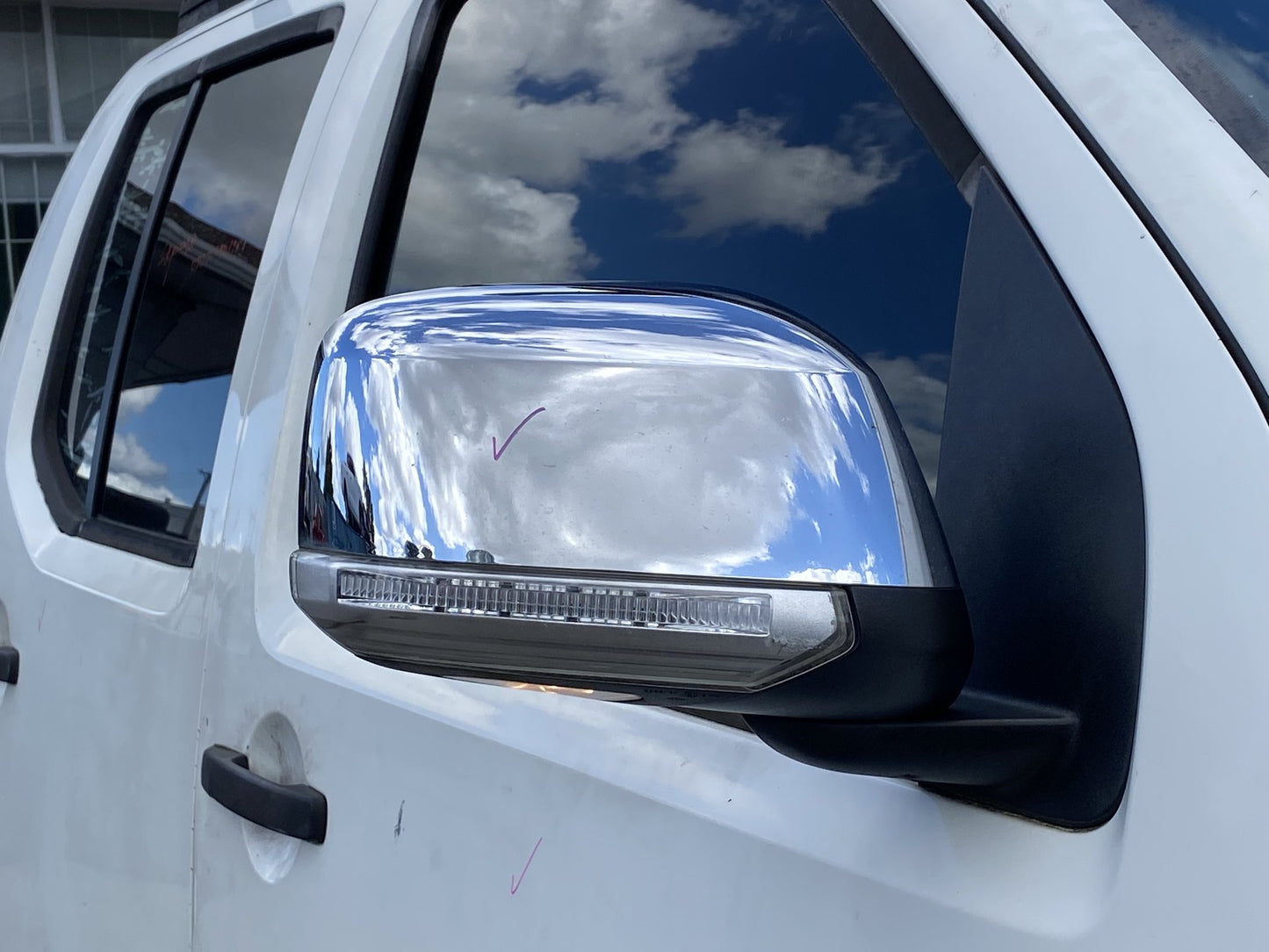 2010 Nissan Navara ST-X Dismantling For Parts