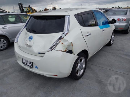 2011 Nissan Leaf ZE0 Dismantling For Parts