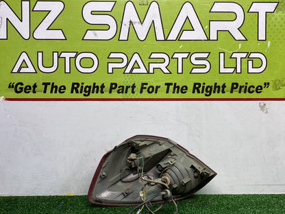 2006 Subaru Legacy - Right Taillight PN: 220-20952