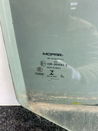 2010 Dodge Journey - Right Front Door Glass