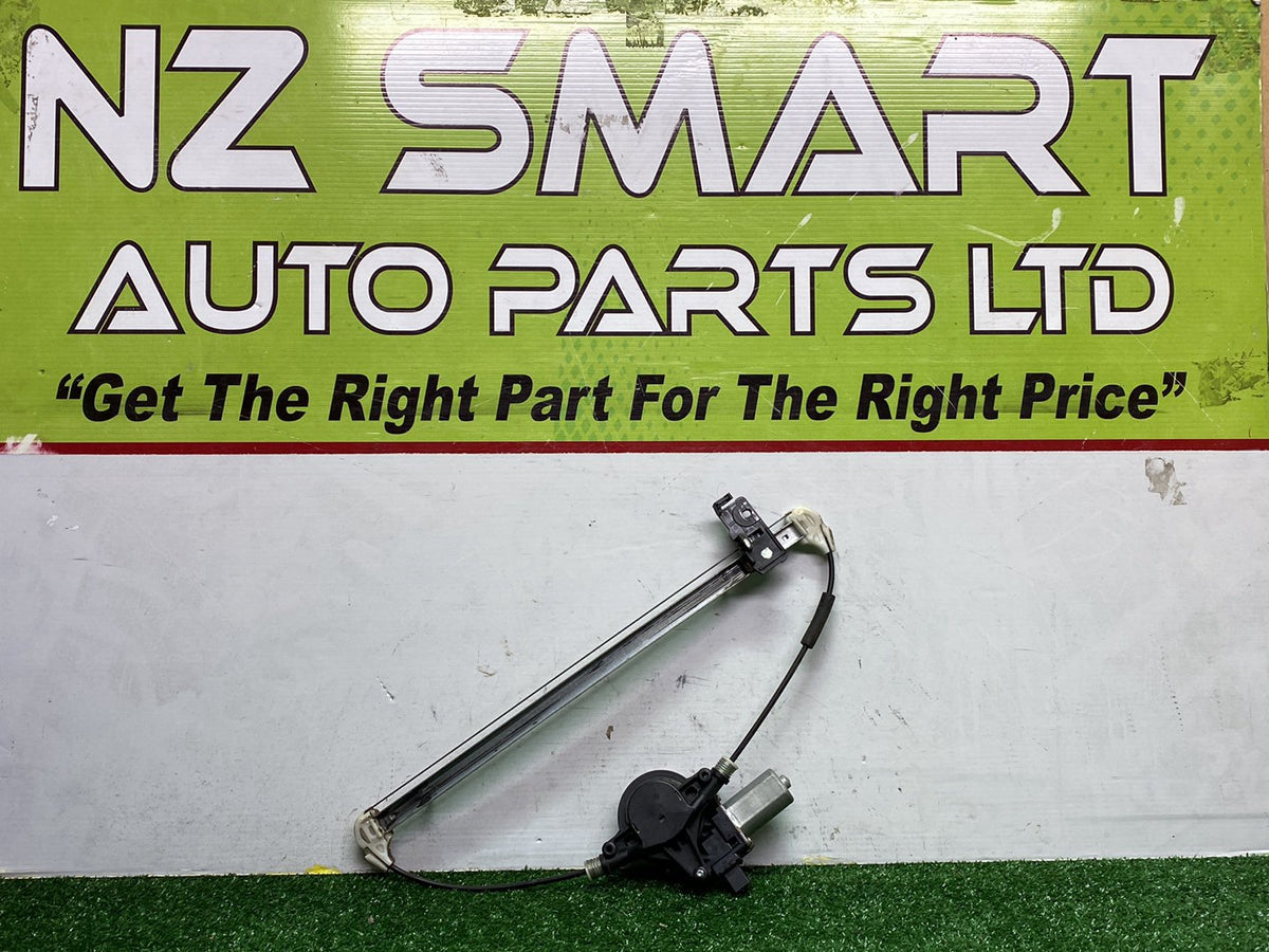2009 Mazda Axela - Right Rear Window Regulator BBM472590/ Motor D01G5858XB