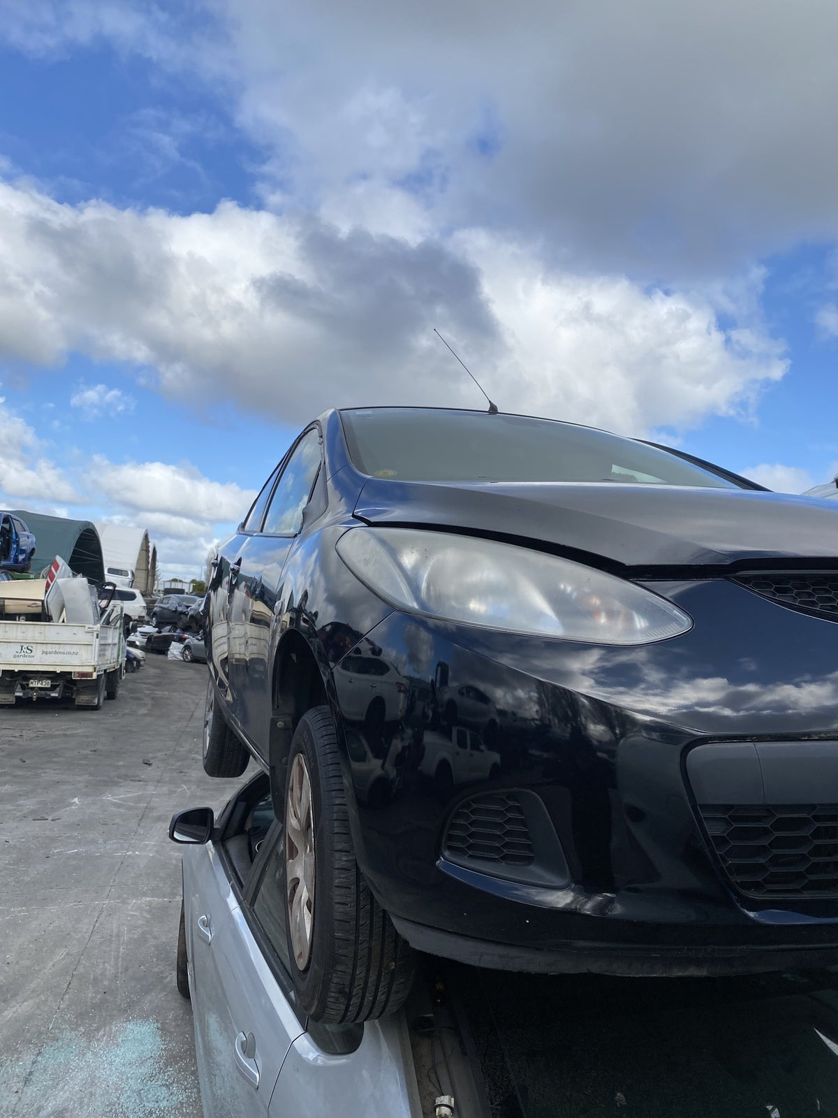 2009 Mazda Demio DE3FS Dismantling For Parts