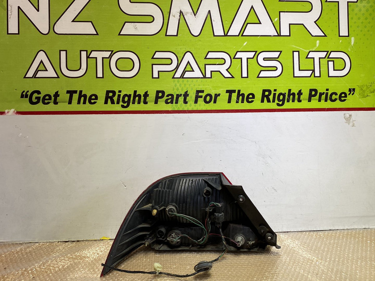 2001 Mitsubishi Lancer- Right Taillight PN: MR971486