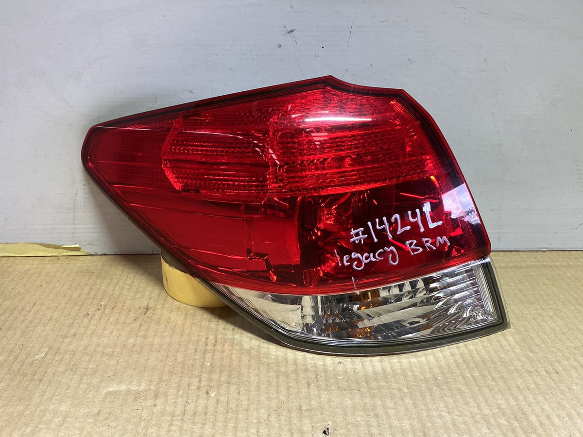2013 Subaru Legacy BRM - Left Taillight PN: Koito 220-20067