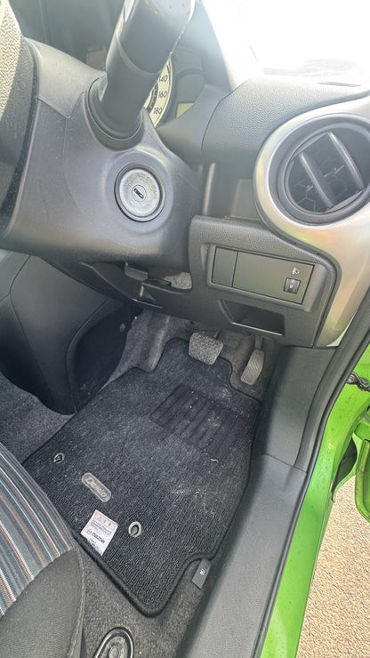 2010 Mazda Demio DE3FS  Dismantling For Parts
