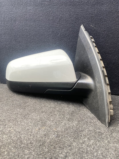 2010 Holden Commodore - Right Door Mirror PN: 3PIN