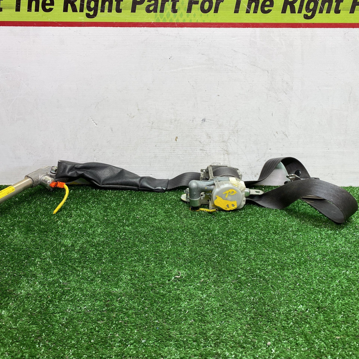2010 Subaru Exiga YA4 - Right Front Seat Belt PN: See photos