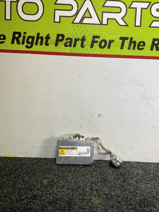 2009 Mazda Atenza - HID Control Unit