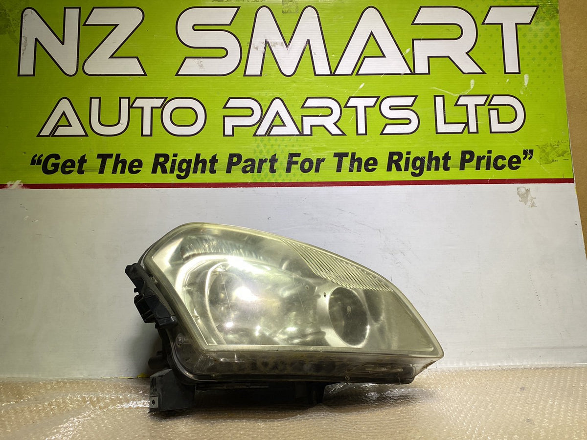 2008 Nissan Dualis - Right Headlight PN: see photos