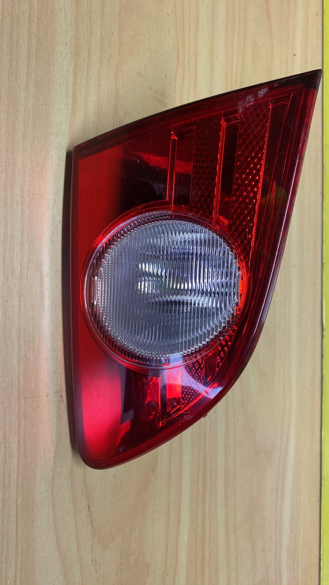 2007 Nissan Sylphy - Left Boot Light