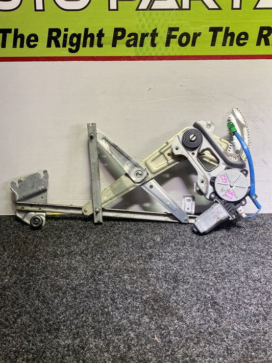 2007 Subaru Forester SG5 - Left Front Window Regulator/Motor