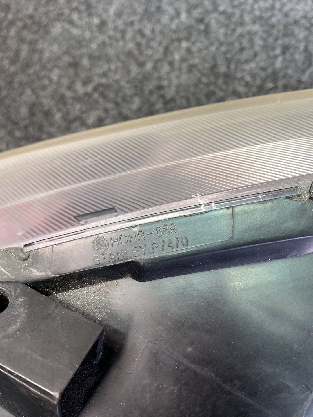 2008 Mazda Biante - Right Headlight PN: Non-HID
