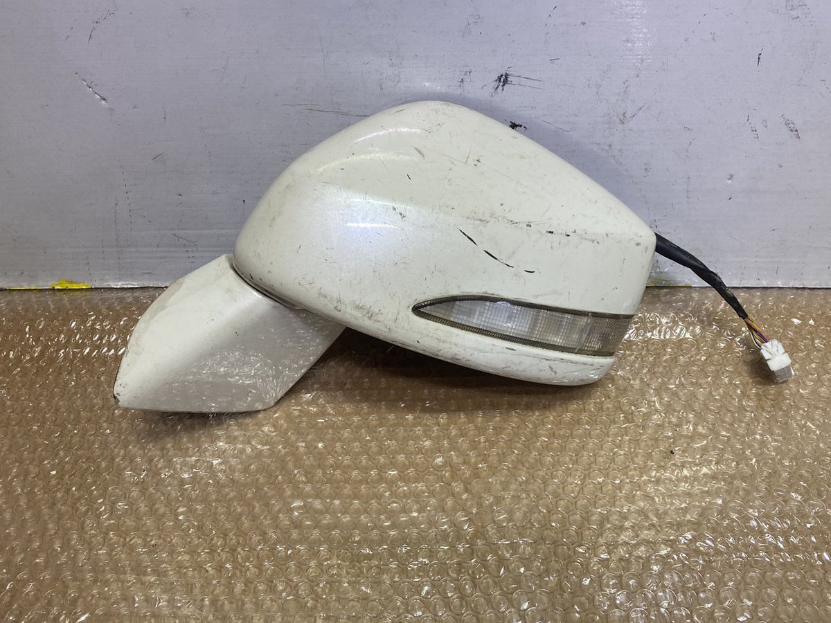 2005 Honda Edix- Left Door Mirror PN: 7 wires