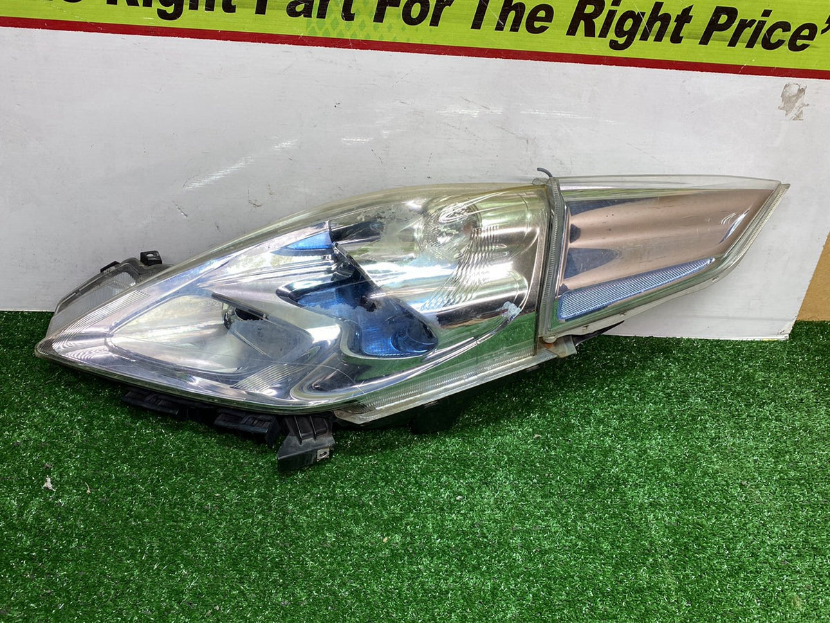 2012 Nissan Leaf ZE0 - Left Headlight PN: