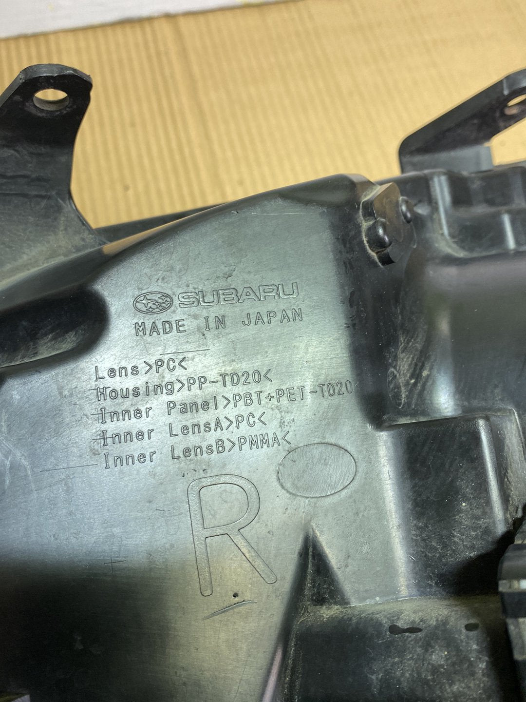 2009 Subaru Exiga- Right Headlight PN: see the photos