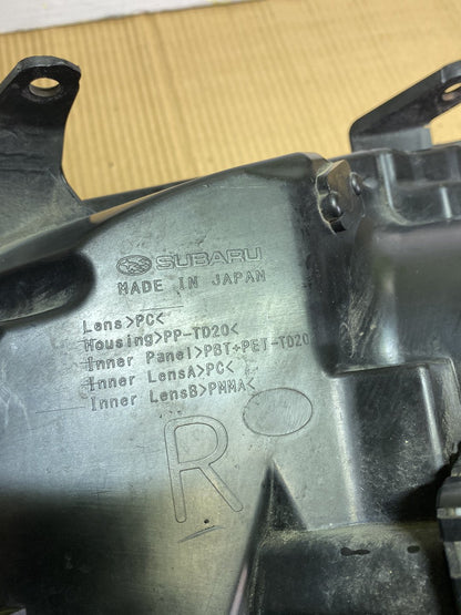 2009 Subaru Exiga- Right Headlight PN: see the photos