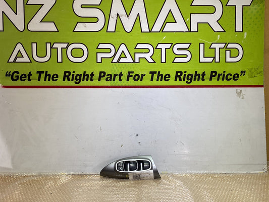 2016 Nissan Juke YF15 - Master Power Window Switch PN: 254011TT0B