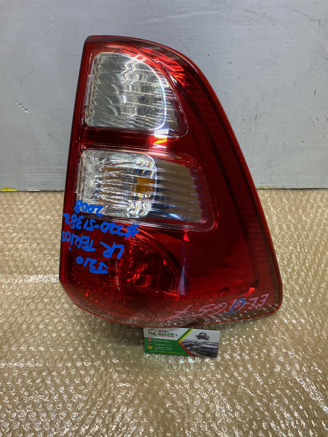 2008 Daihatsu Bego - Left Taillight PN: 220-51832