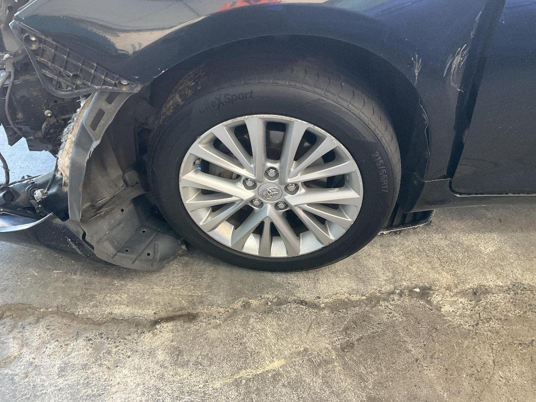 2015 Toyota Camry Hybrid XLE AVV50 Dismantling For Parts