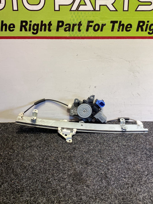 2012 Nissan Leaf - Right Front Window Regulator/Motor